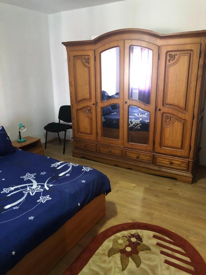 Studio In Craiova Exterior foto